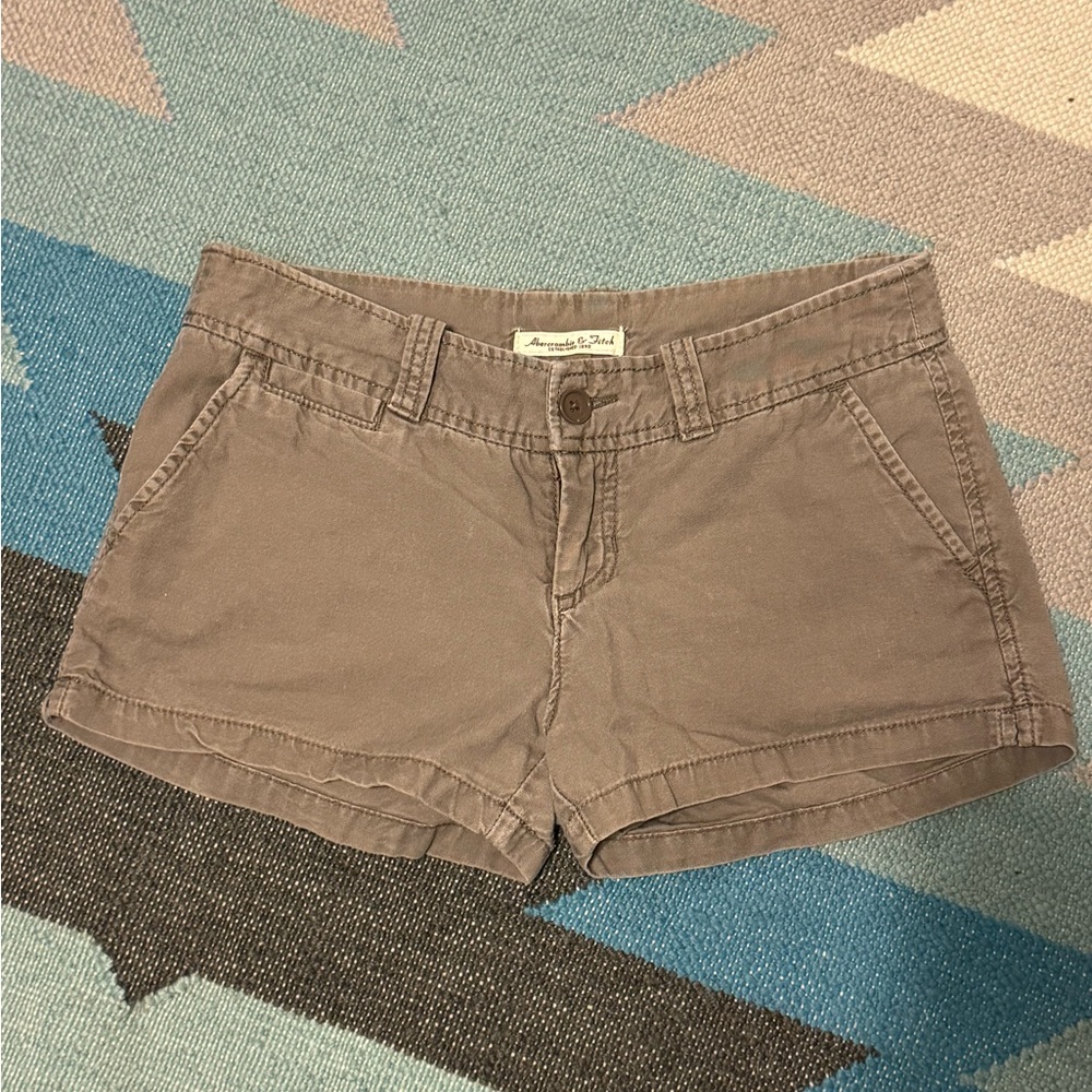 Abercrombie & Fitch Khaki Shorts